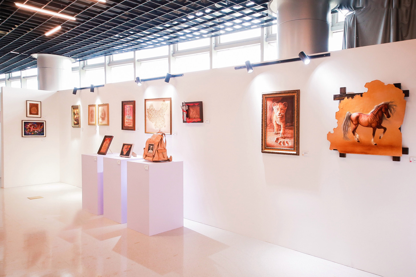 皮里乾坤——中国皮革文化艺术主题展